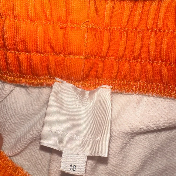 GIVENCHY top & shorts - Picture 4 of 7